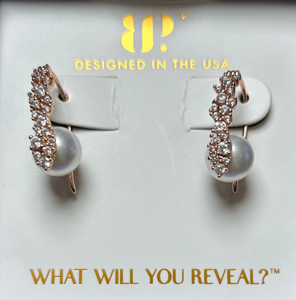 Bomb Party JUNE 2026 Earrings - The Luna Earrings Rose Gold Pearl
